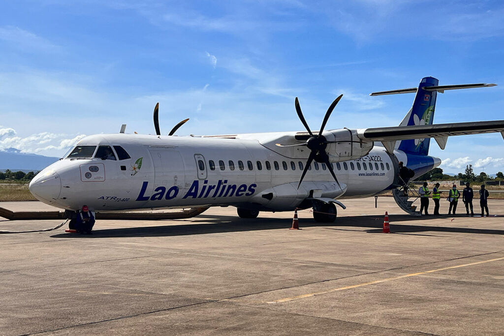 avion de lao airlines