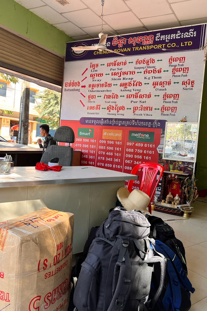 quitter Battambang en bus